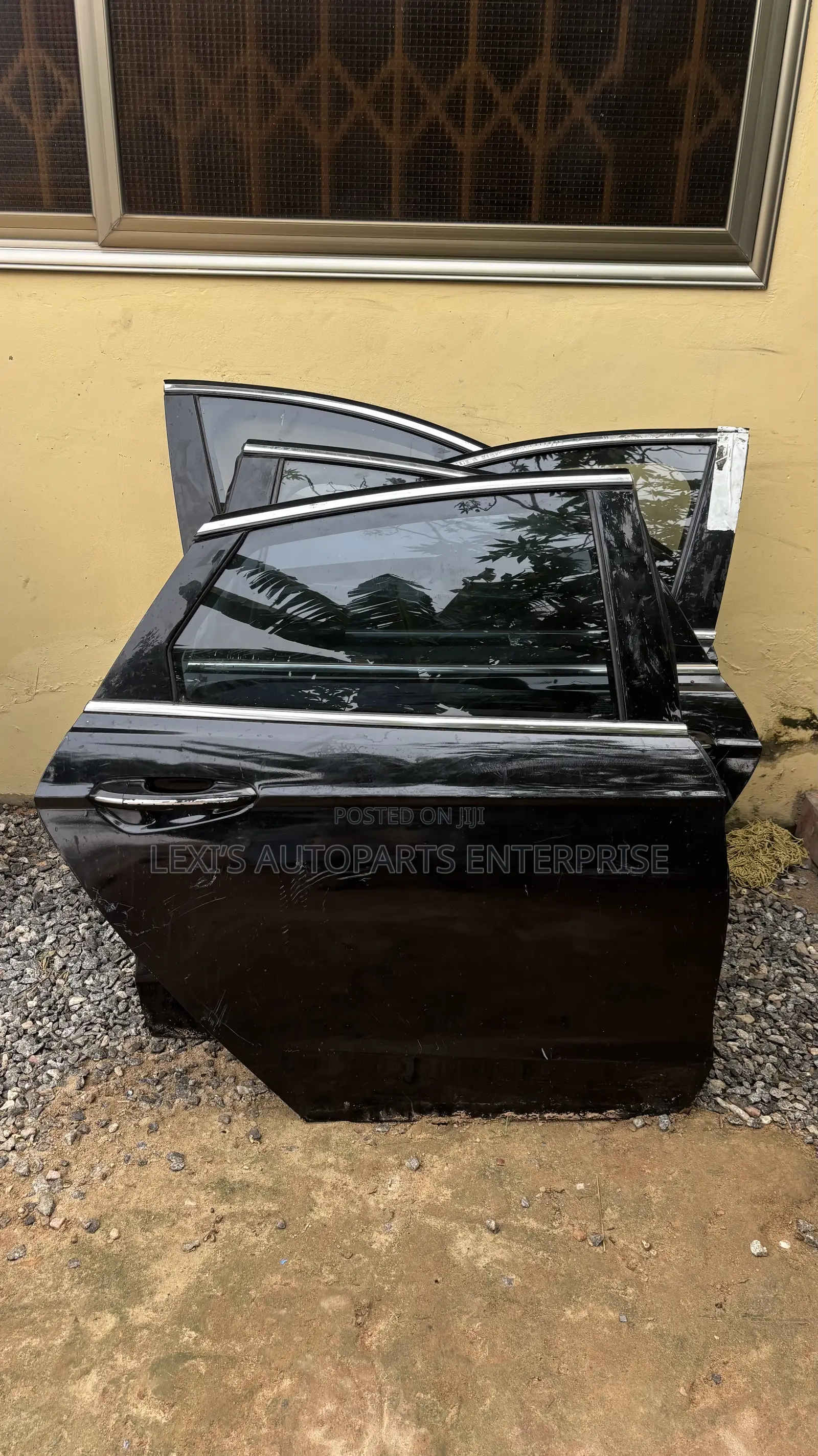 Ford Fusion 2018,2019,2020,2021,2022 Doors Available