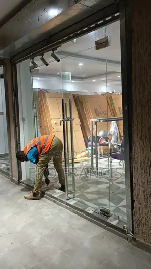 Frameless Glass Door C.G.S