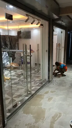 Frameless Glass Door C.G.S