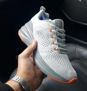 Skechers Ash Sneaker
