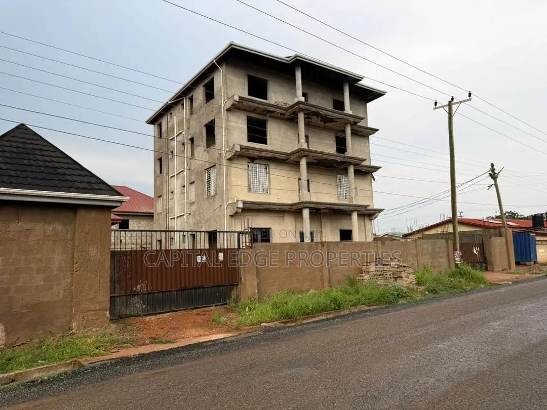 3bdrm House in Lake Side Estate for sale