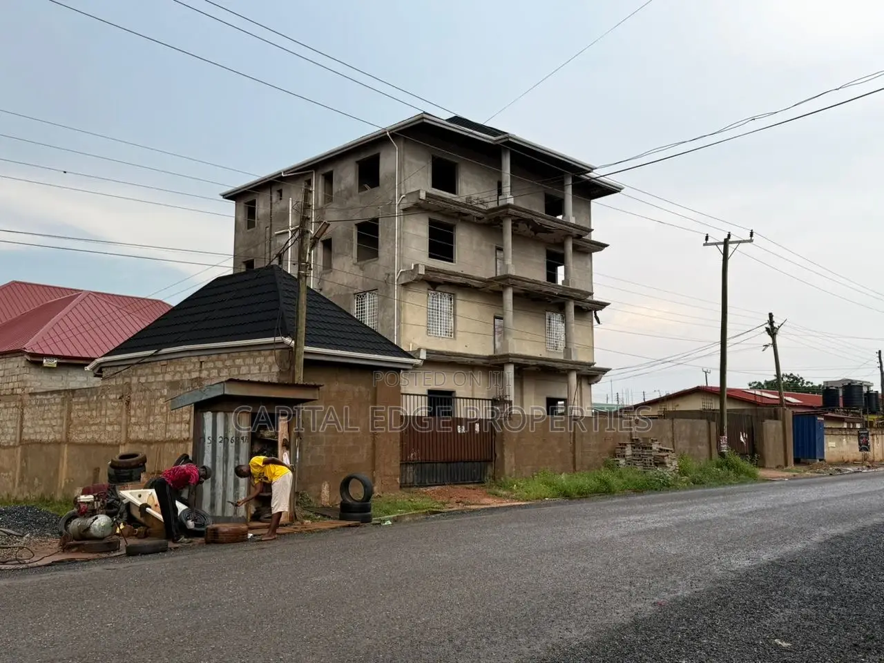 3bdrm House in Lake Side Estate for sale