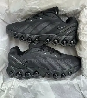 Nike Black Phantom