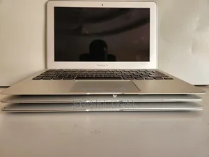 Laptop Apple MacBook Air 4GB Intel Core i5 SSD 128GB