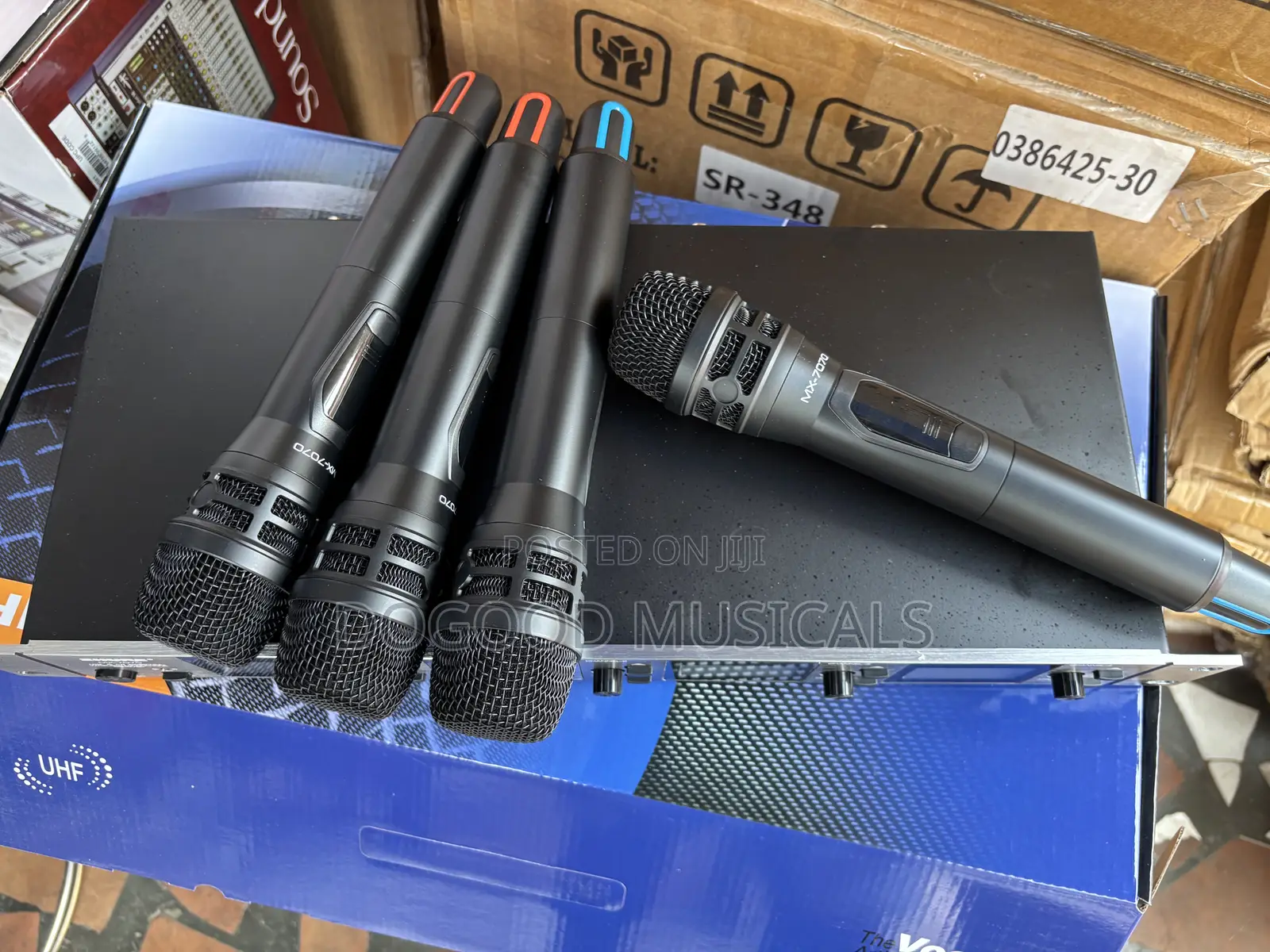 Shure Mx-7070 4-in-1 Digital Wireless Microphone