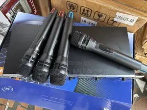 Shure Mx-7070 4-in-1 Digital Wireless Microphone