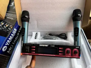 Shure U-3600 Professional Wireless Microphone System.