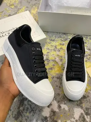 McQueen Classic Black and White