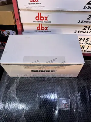 Shure Sm7b Vocal Condenser Microphone