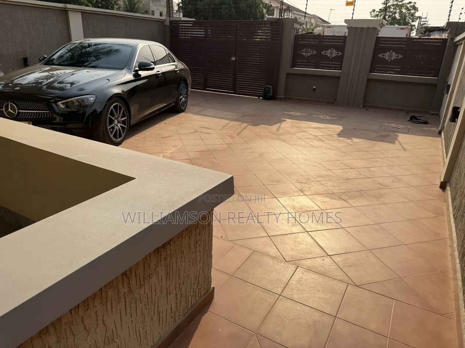 Furnished 3 Bedrms Duplex House 4 Short Stays,Spintex