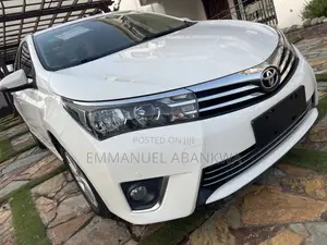 Toyota Corolla 2017 White