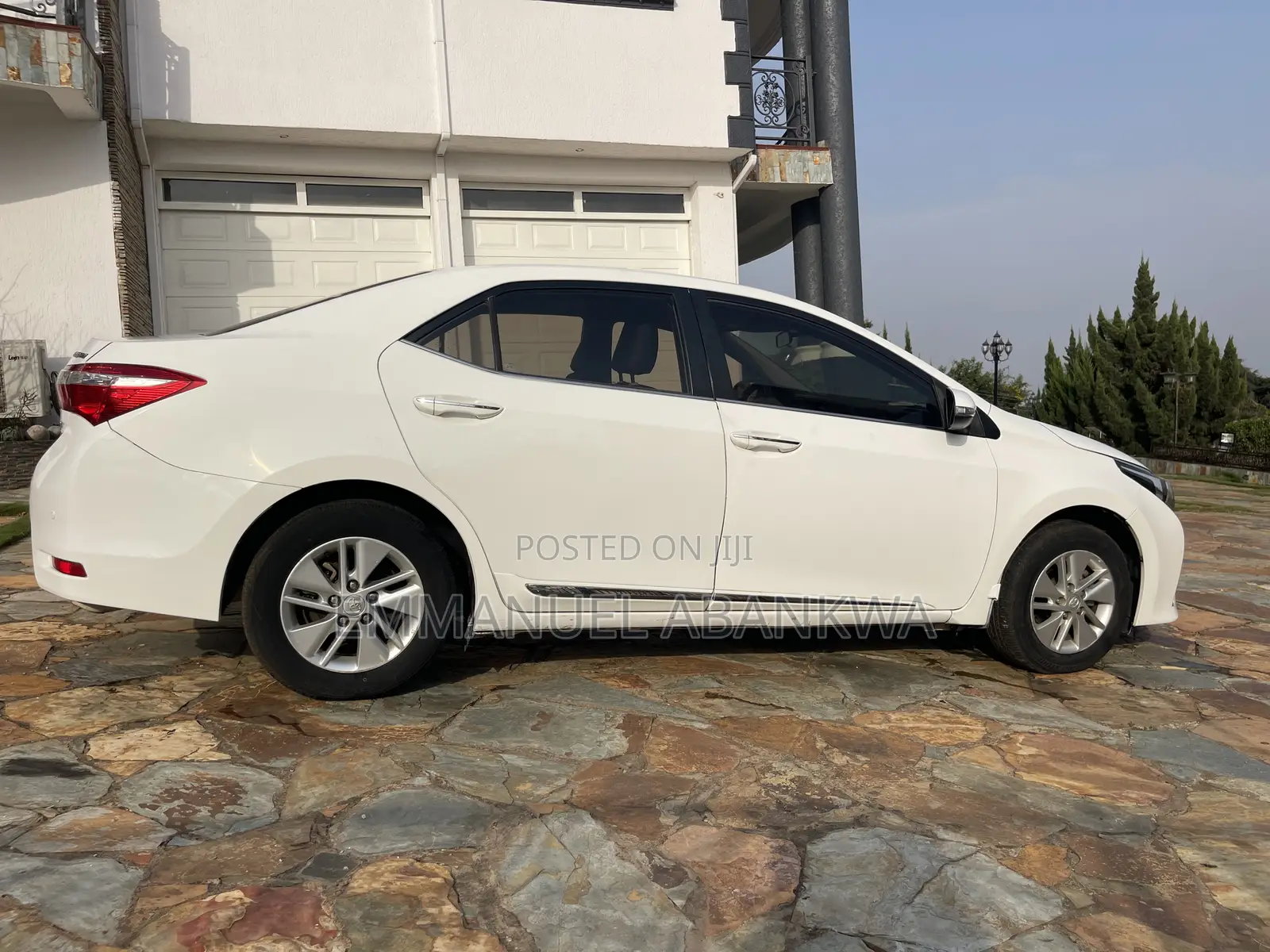Toyota Corolla 2017 White