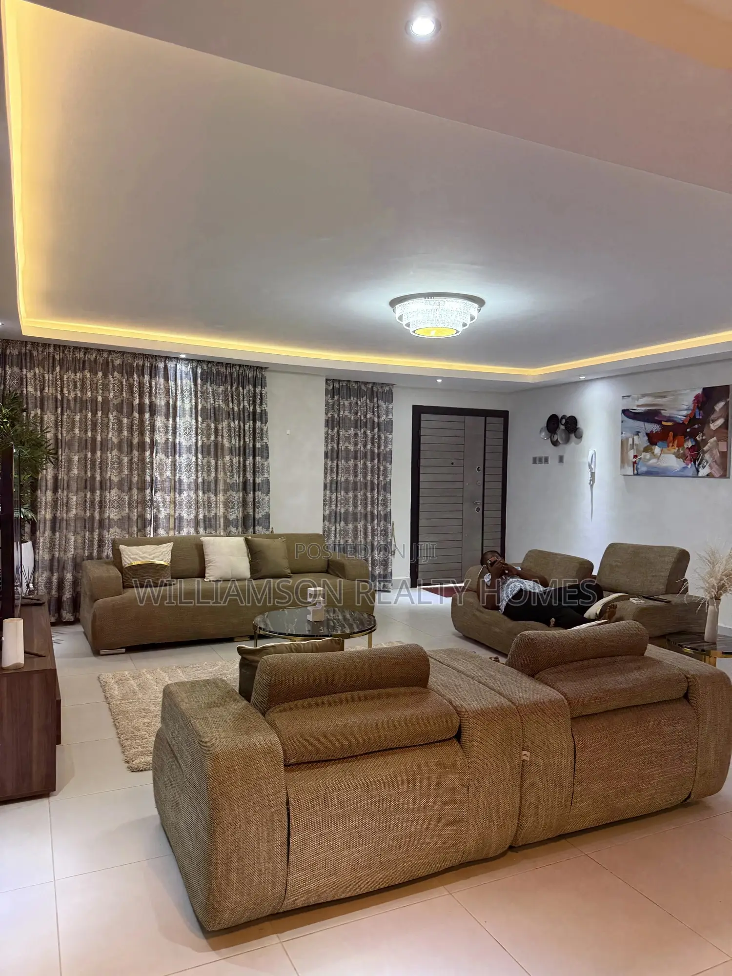Furnished 3 Bedrms Duplex House 4 Short Stays,Spintex
