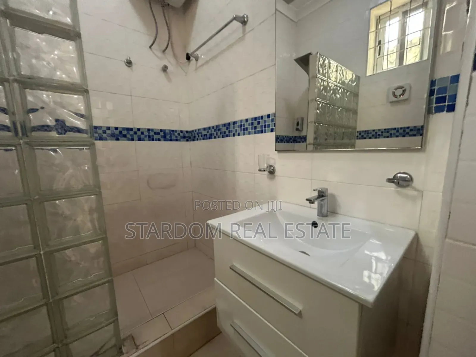 2bdrm Apartment in Cantonments for rent