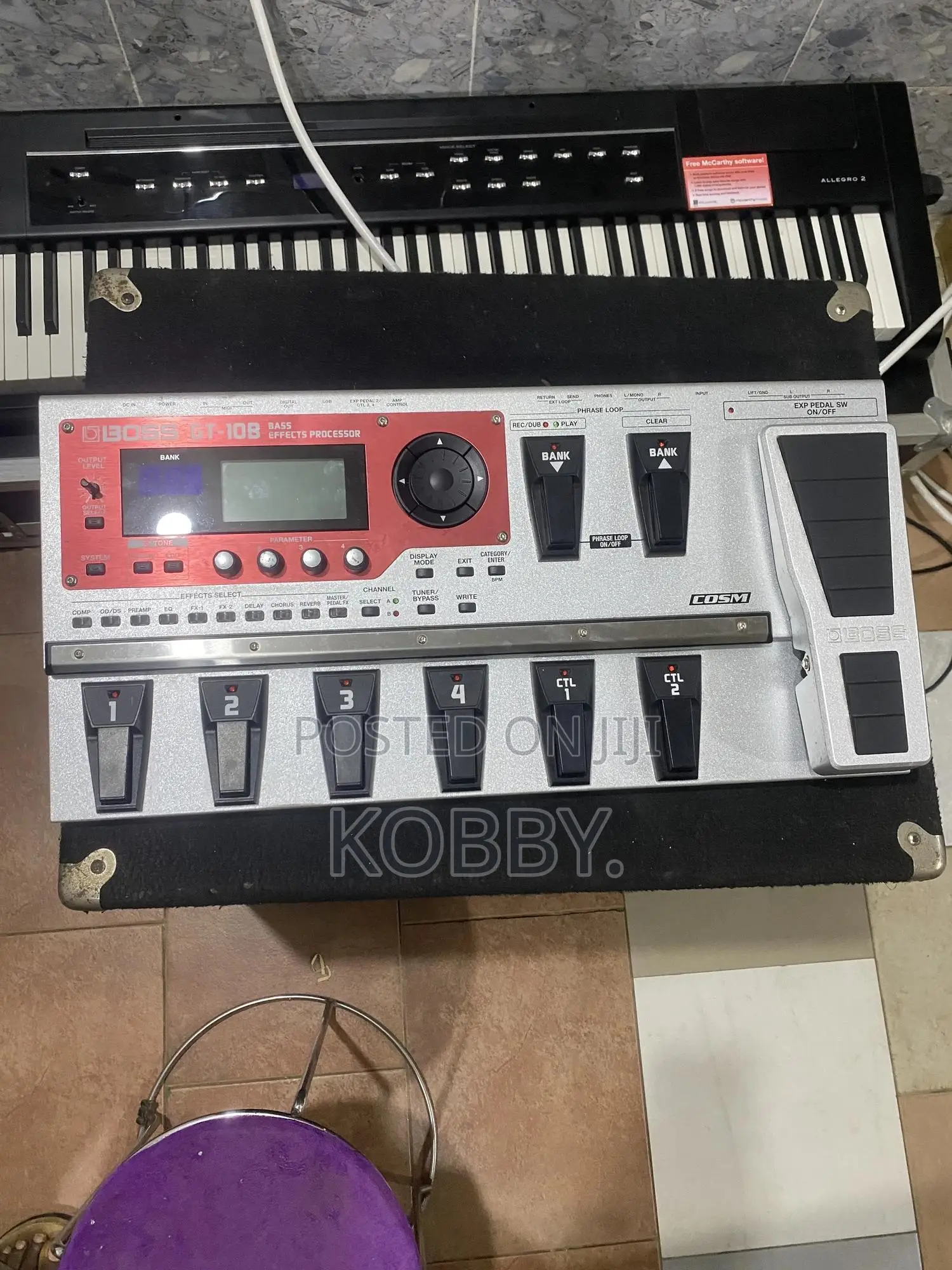 Boss Gt10b Bass Effect Pedal