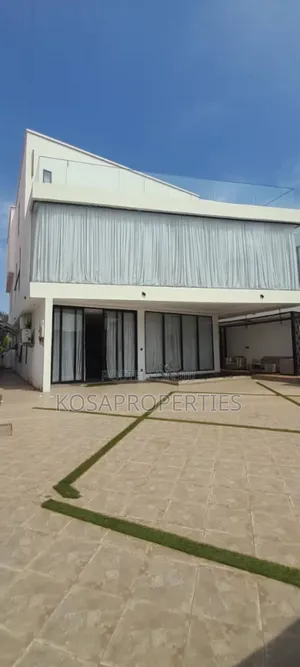 4bdrm House in Adjiringanor, East Legon for sale