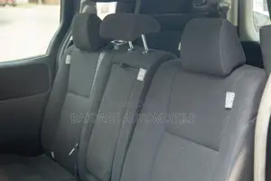 Toyota Voxy 2016 Blue
