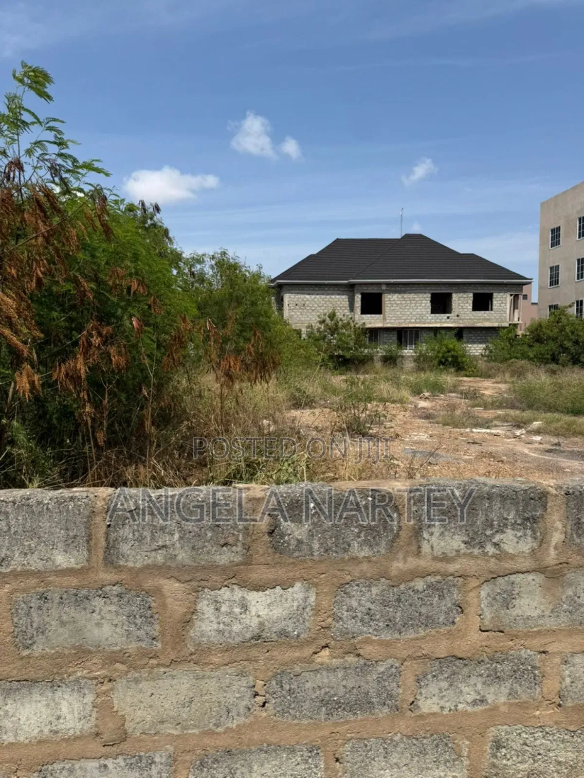 80/130 Feet Land For Sale At East Legon