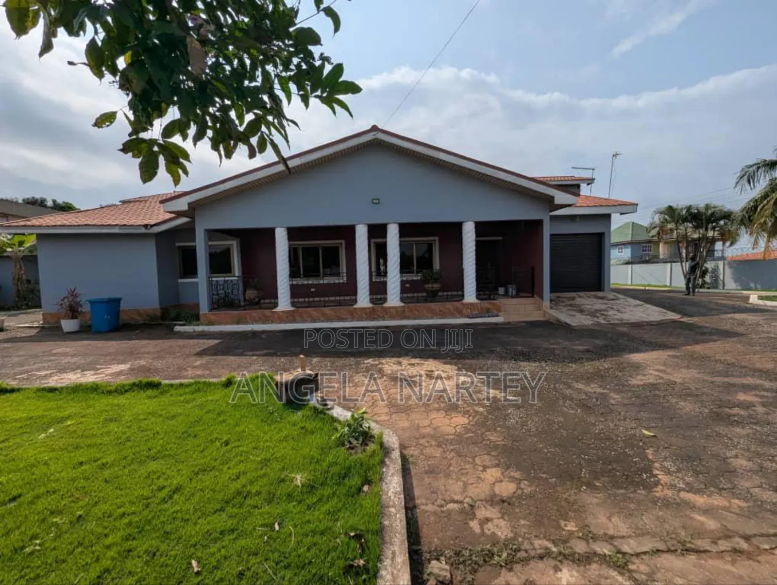 8bdrm House in Tantra Hills for sale