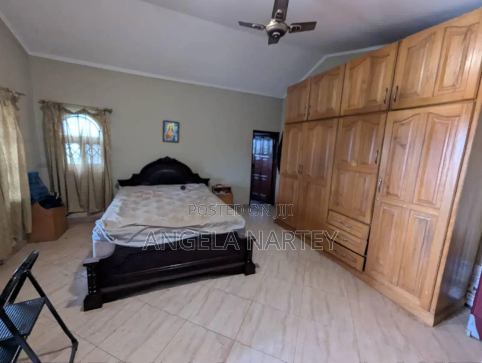 8bdrm House in Tantra Hills for sale