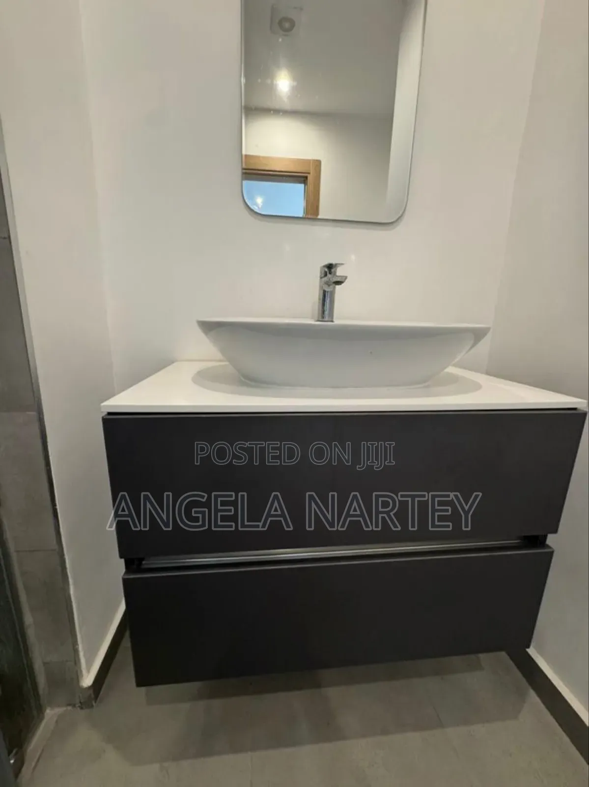 Furnished 1bdrm Apartment in Ridge for sale
