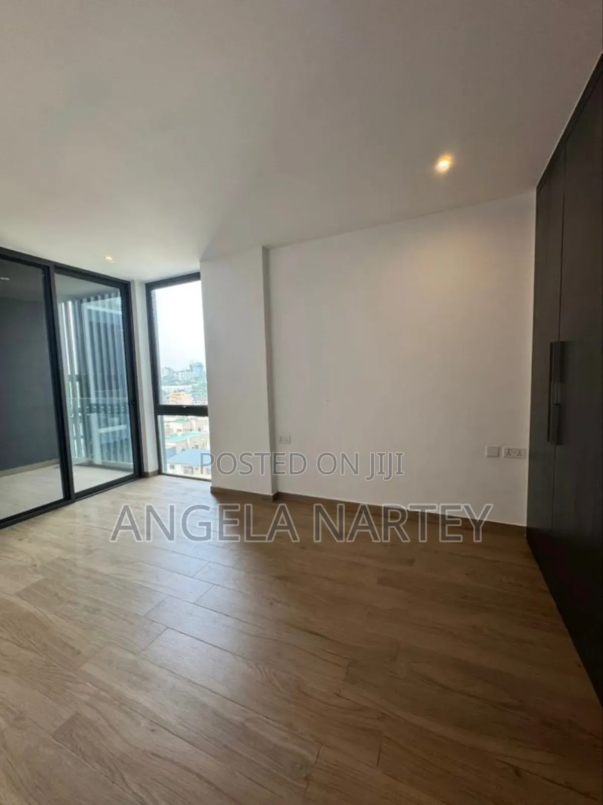 Furnished 1bdrm Apartment in Ridge for sale