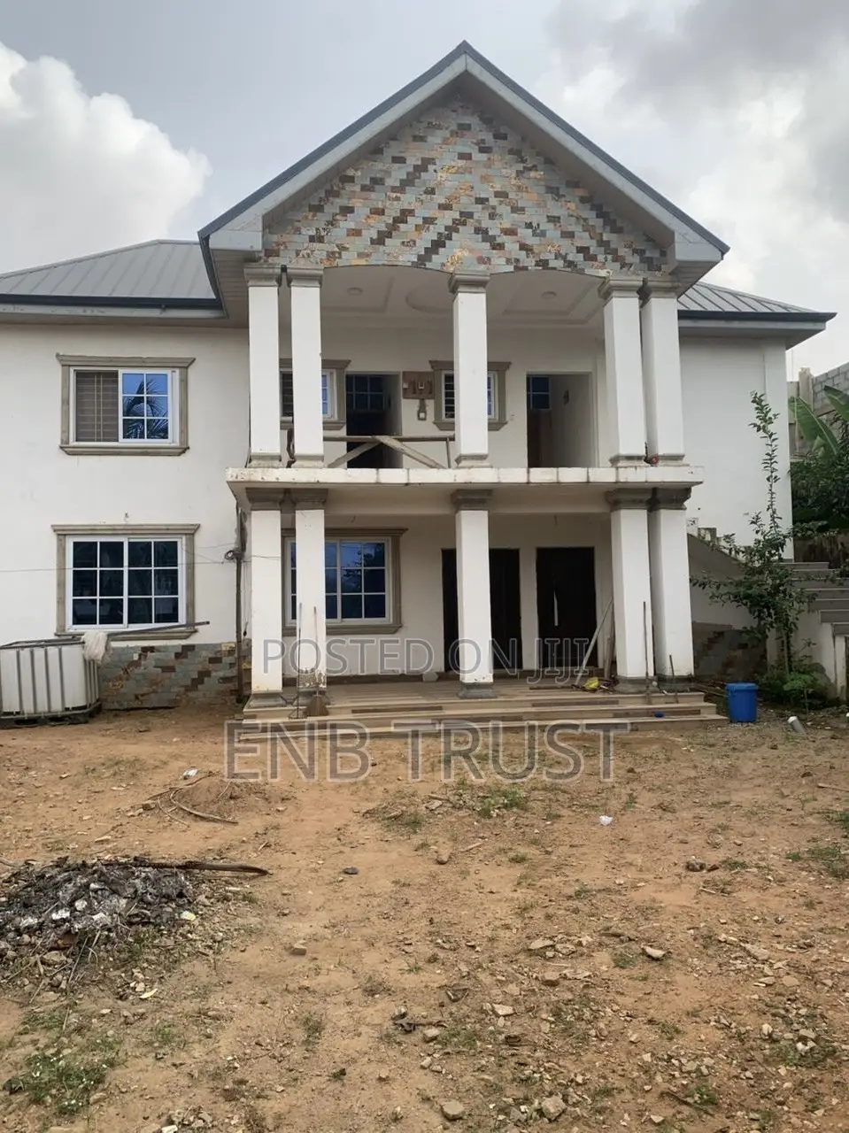7bdrm Duplex in Pokuase for sale
