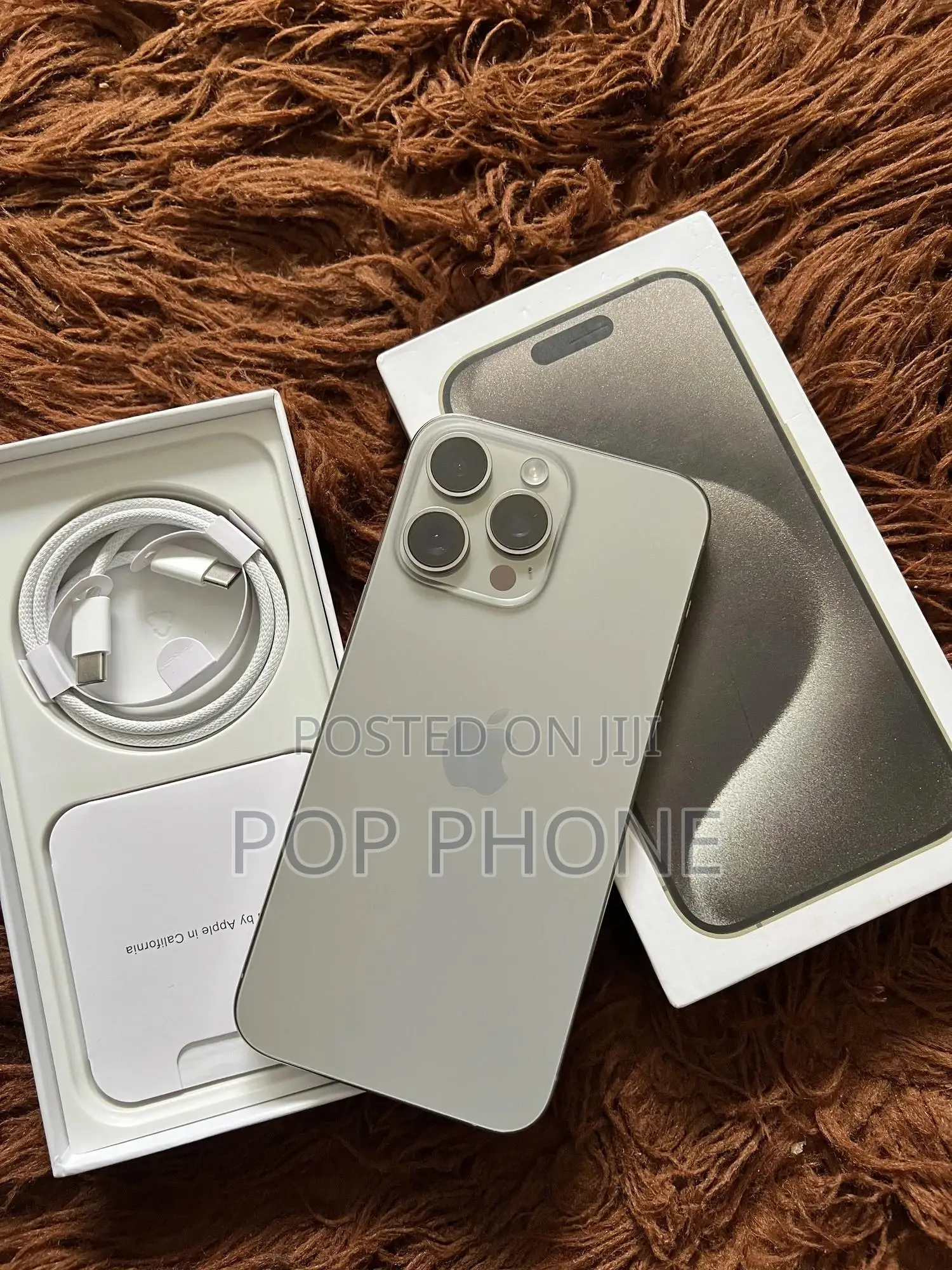 New Apple iPhone 15 Pro Max 256 GB Silver