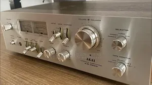 Akai Am-2600 Stereo Integrated Amplifier Vintage