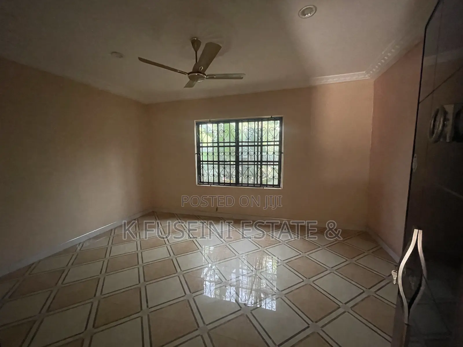 7bdrm House in K Fuseini Estate, Kumasi Metropolitan for sale
