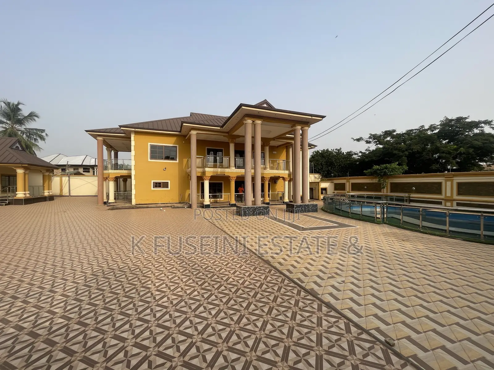 7bdrm House in K Fuseini Estate, Kumasi Metropolitan for sale