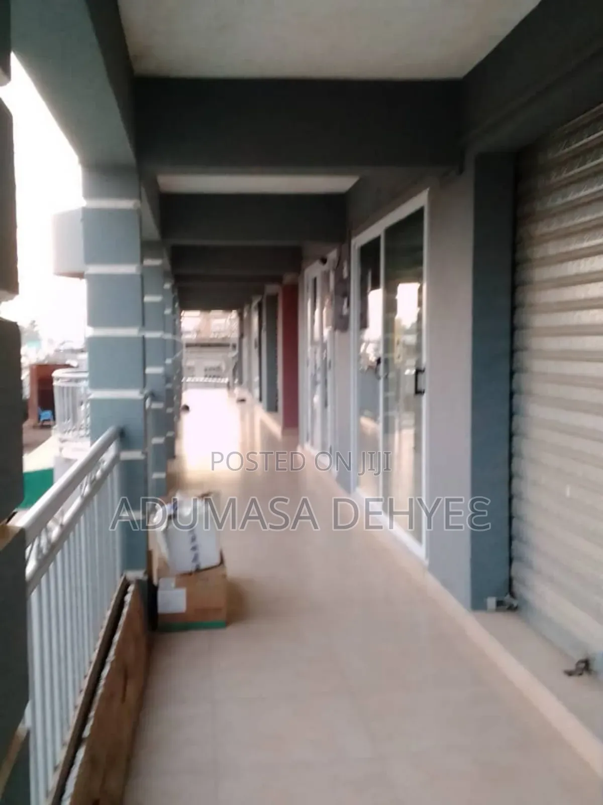 Commercial Room For Rent