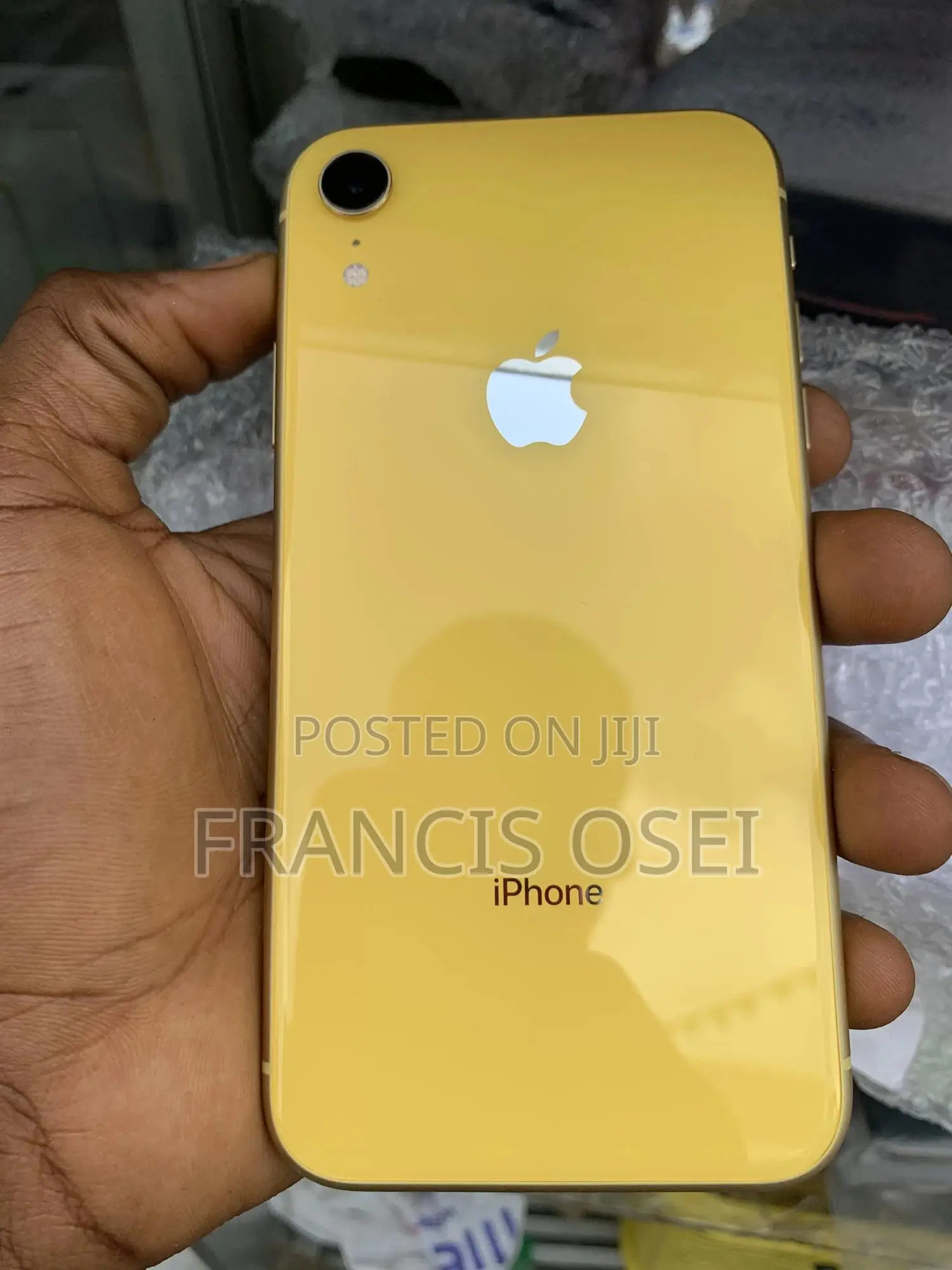 Apple iPhone XR 64 GB Yellow