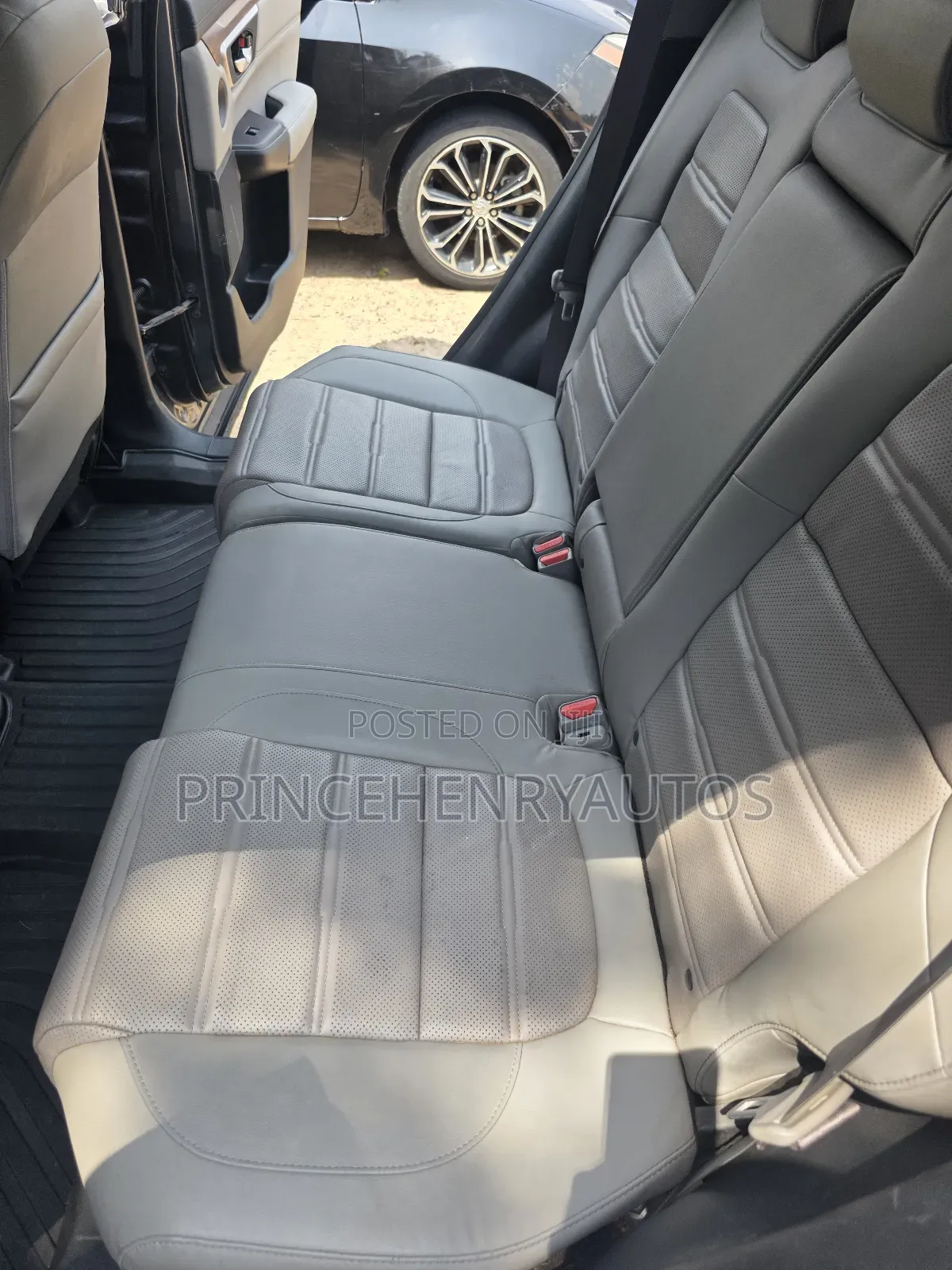 Honda CR-V Touring 2022 Gray