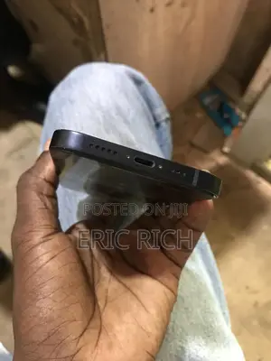 Apple iPhone 12 64 GB Black