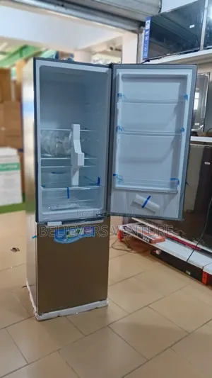 Wp-Refrigerator Freezer Westpool 187l Fridge Fre*E*Zer