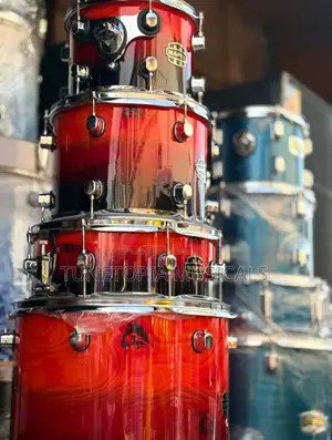 Mapex 5-piece Professional Drum Set
