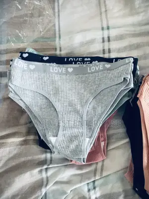 Comfort Style: V-shaped Cotton Threaded Briefs For Women