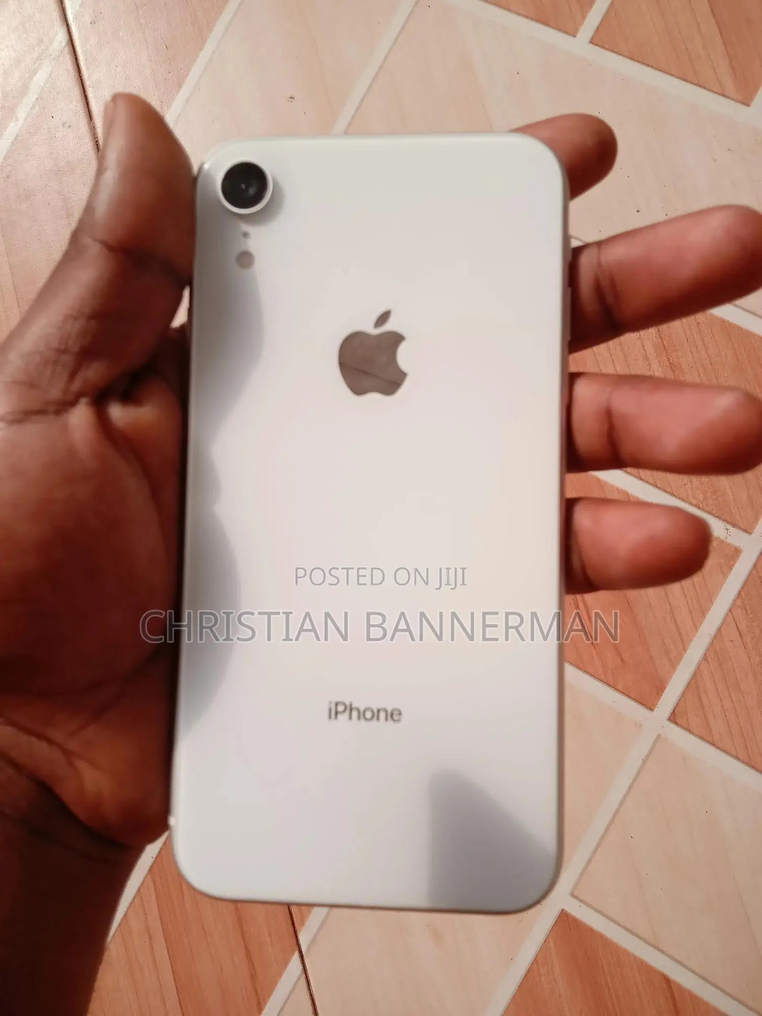 Apple XR 64 GB White