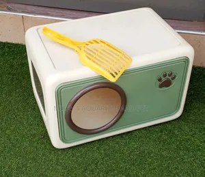 Closed Cat Litter Box