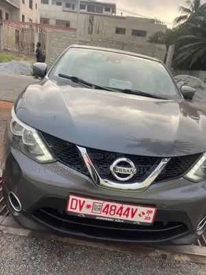 Nissan Qashqai 2015 Gray