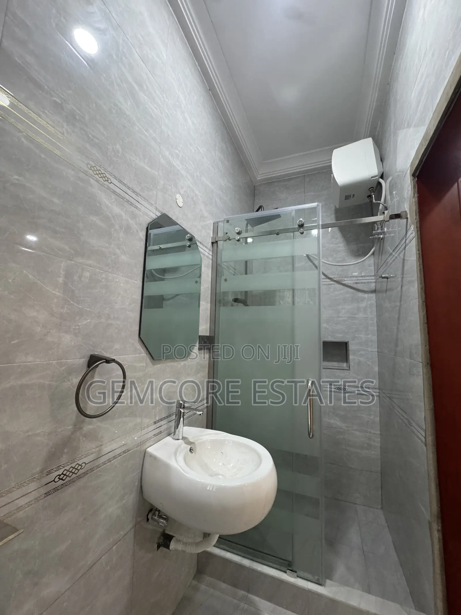 4bdrm House in West Trasacco, East Legon for rent