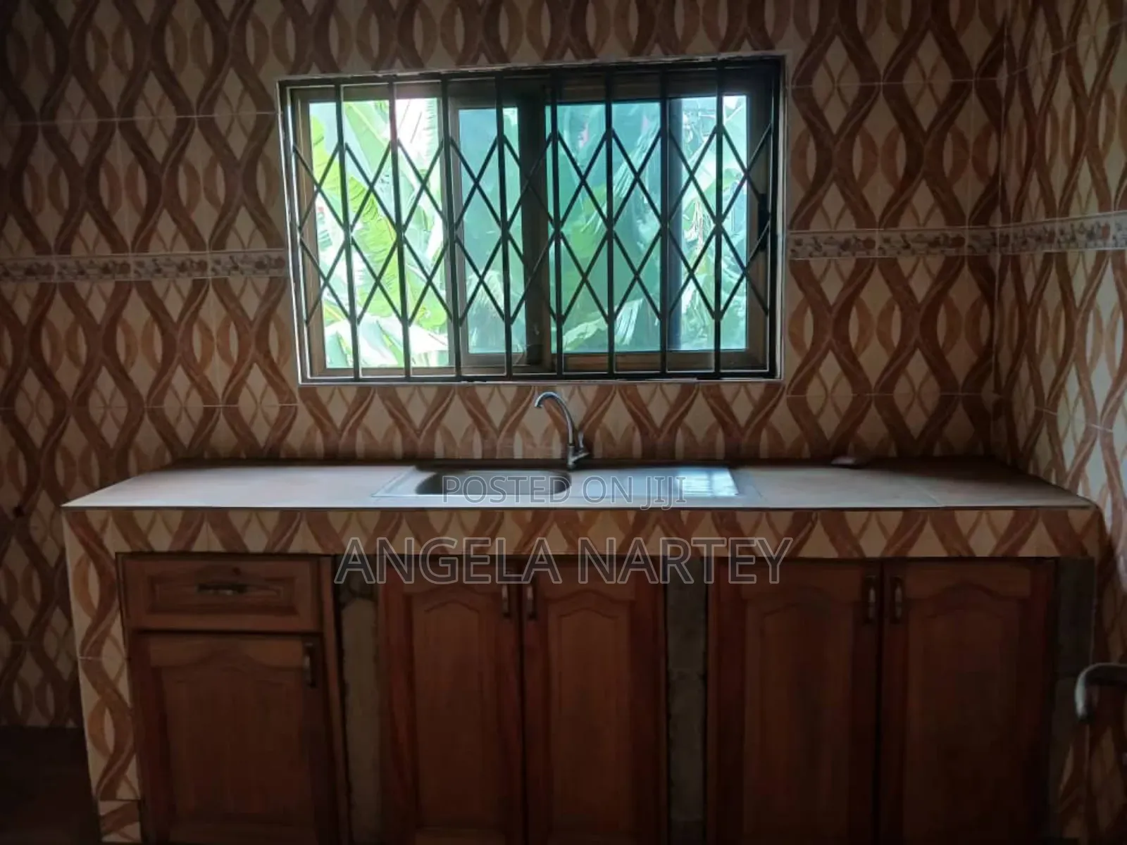 4bdrm House in Community 17 Lashibi, Tema Metropolitan for sale