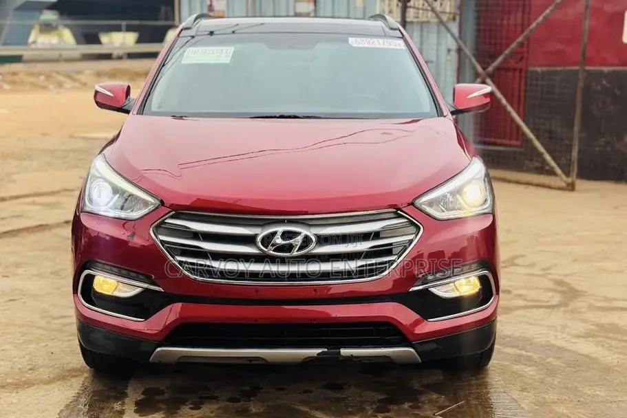 Hyundai Santa Fe 2018 Red