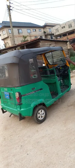 TVS King Deluxe Plus iTouch Start 2020 Green