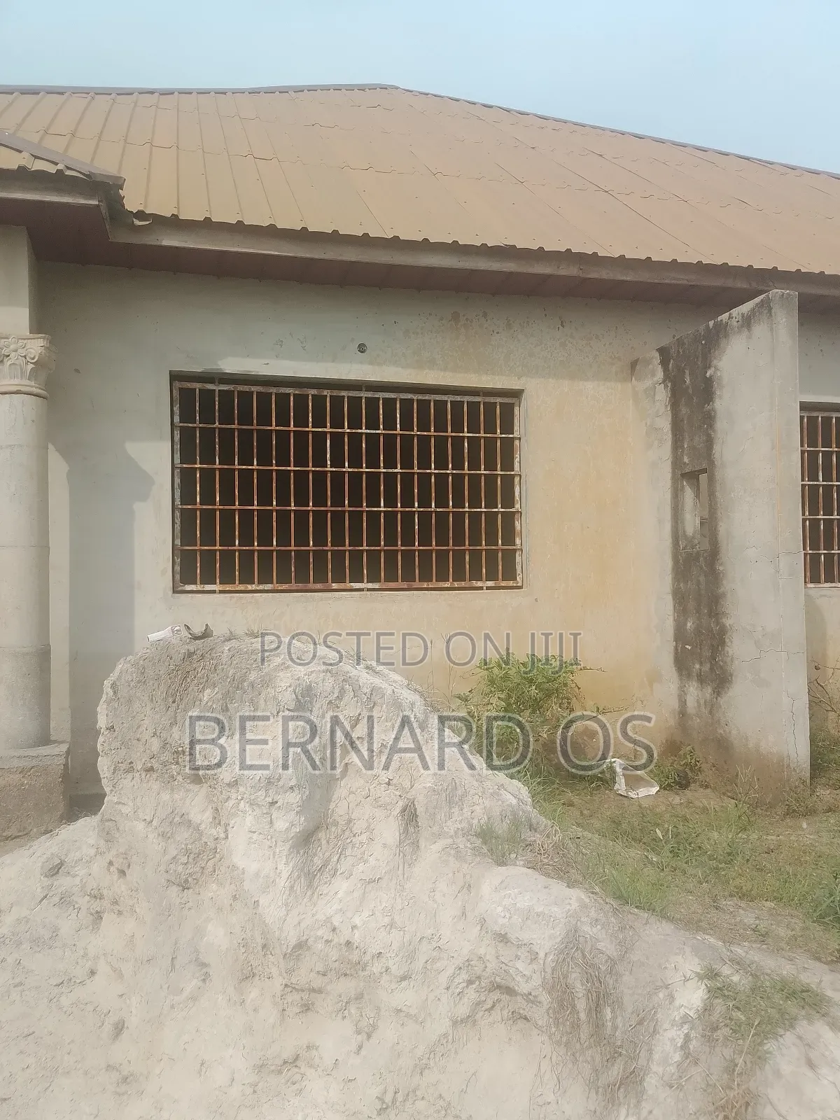 3bdrm House in Bernard Osei, Atwima Kwanwoma for sale