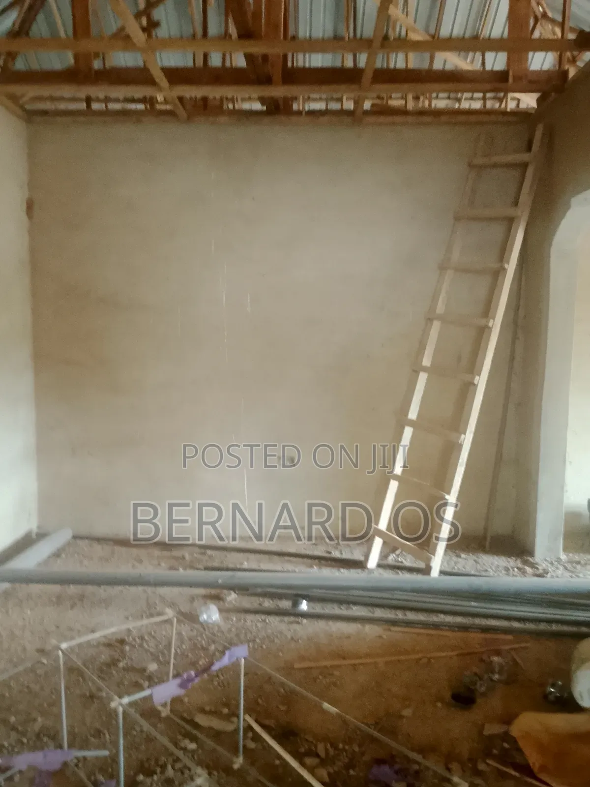 3bdrm House in Bernard Osei, Atwima Kwanwoma for sale