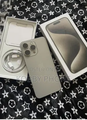 Apple iPhone 15 Pro Max 256 GB Silver
