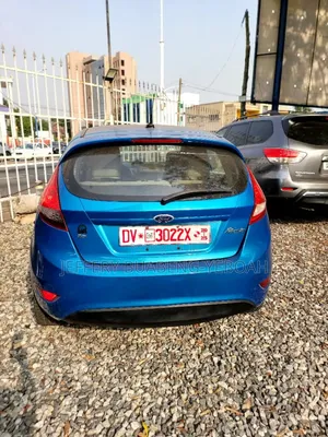 Ford Fiesta SE Hatchback 2012 Blue