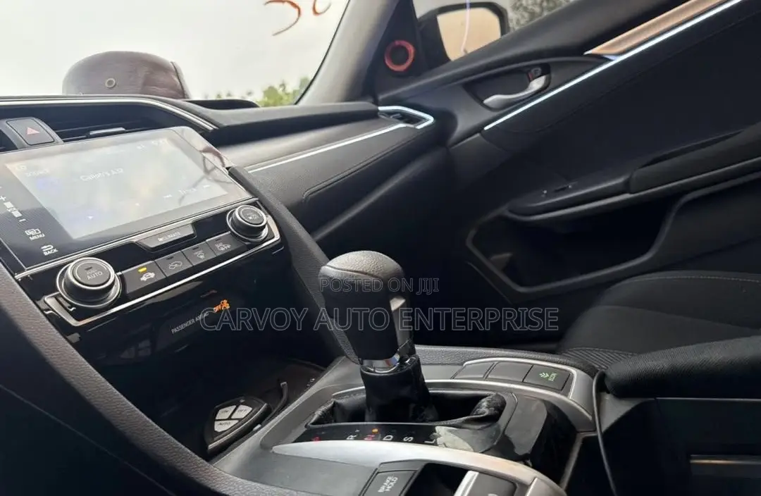 Honda Civic EX 4dr Sedan (2.0L 4cyl) 2017 Silver